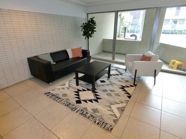 レジディア中落合Ａ棟の物件外観写真