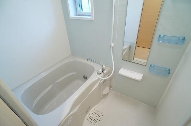 エミナンス南町の物件内観写真