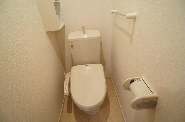 エミナンス南町の物件内観写真