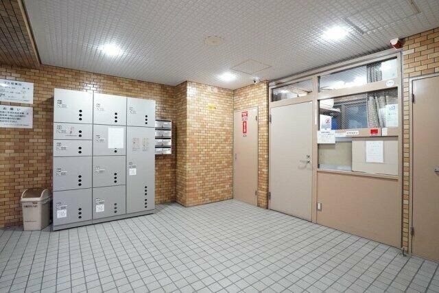 ライオンズマンション文京根津の物件外観写真