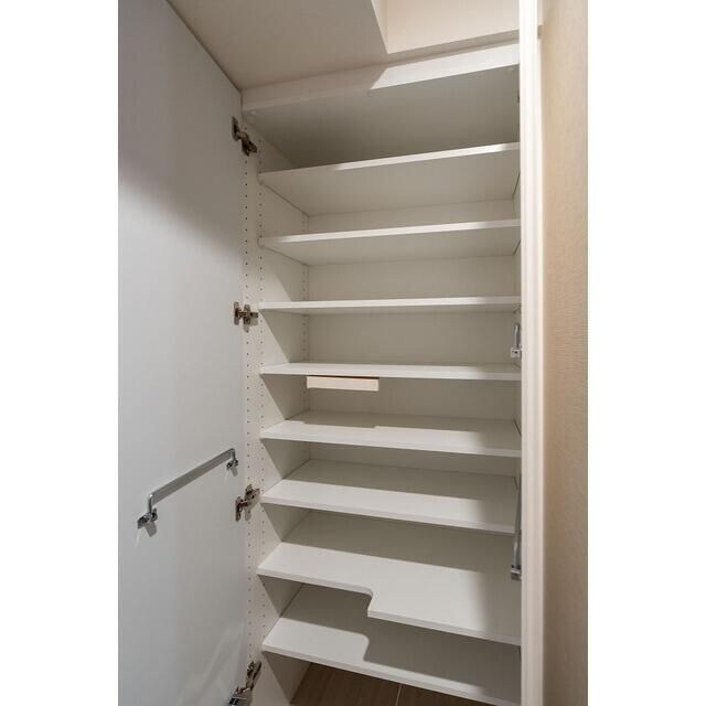 コンフォリア王子の物件内観写真