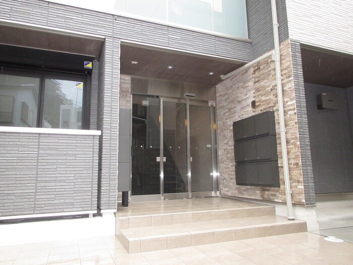 ルポゼの物件外観写真