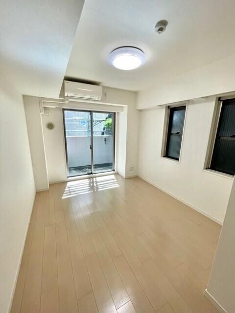 レジディア上落合の物件内観写真