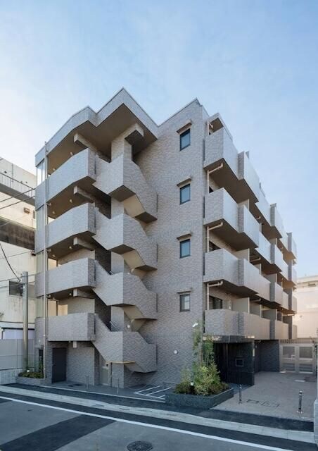 ルーブル高島平弐番館の物件外観写真