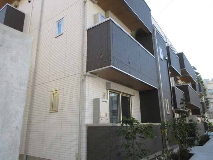 アナシエ徳丸の物件外観写真