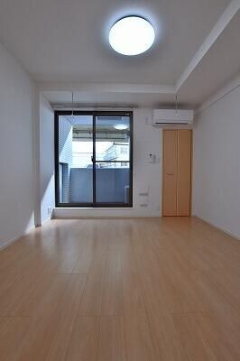 マーレーモンティーⅥの物件内観写真