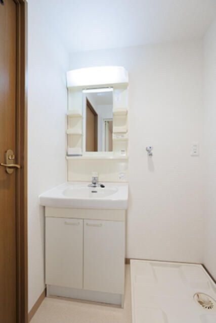 ルミエール西が丘の物件内観写真