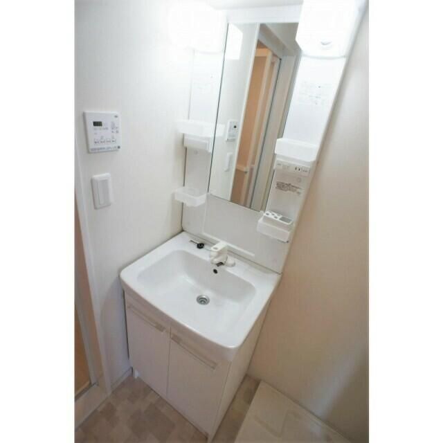 ピークサイドレジデンス早稲田の物件内観写真