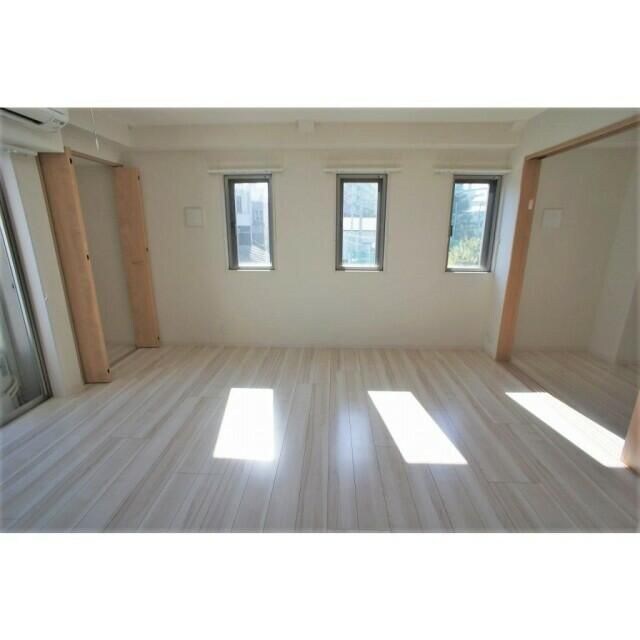 ピークサイドレジデンス早稲田の物件内観写真