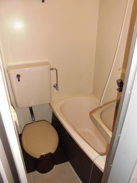 新井薬師前駅 徒歩7分 2階の物件内観写真