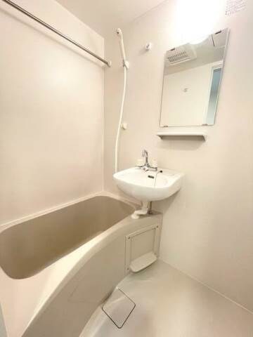 西新宿五丁目駅 徒歩3分 1階の物件内観写真