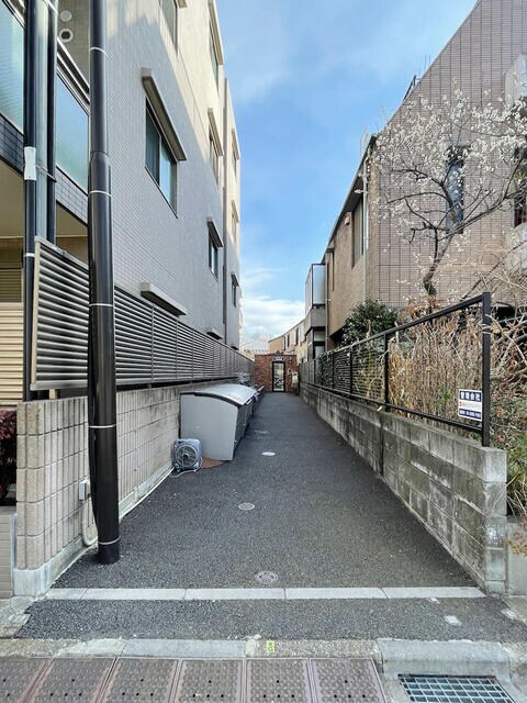 高田馬場駅 徒歩4分 2階の物件内観写真