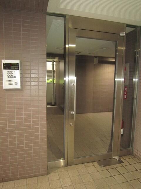 牛込柳町駅 徒歩4分 1階の物件外観写真