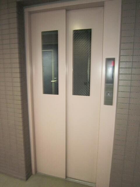 牛込柳町駅 徒歩4分 1階の物件内観写真