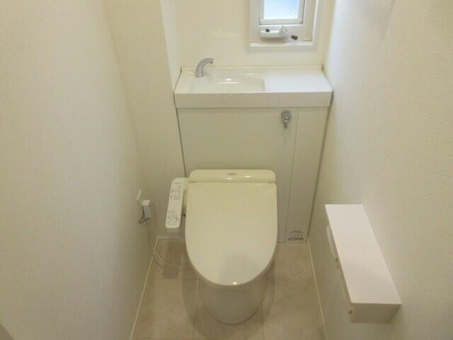 京王よみうりランド駅 バス6分  千代ヶ丘九丁目下車：停歩4分 1階の物件内観写真