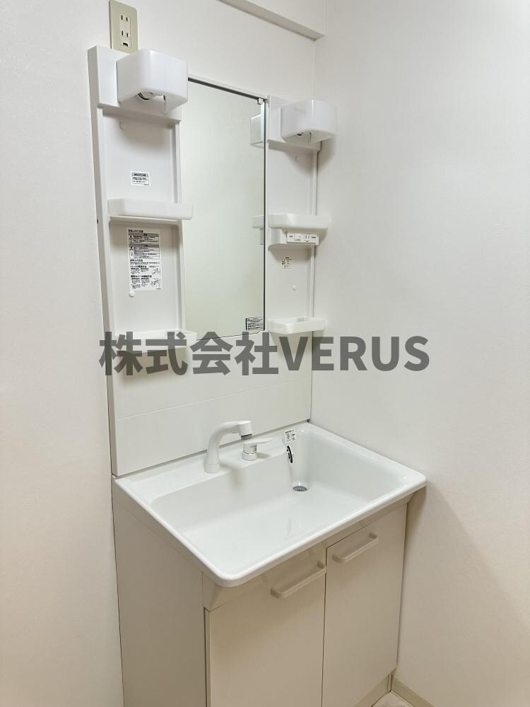 グランドゥール新宿の物件内観写真