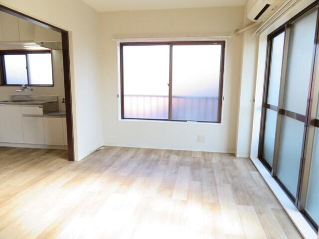 雑色駅 徒歩4分 2階の物件内観写真