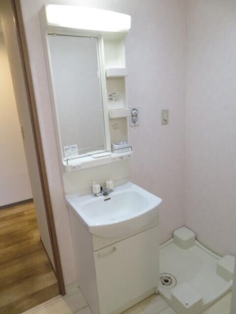 雑色駅 徒歩4分 2階の物件内観写真