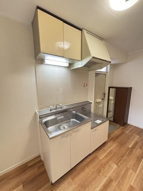 雑色駅 徒歩13分 1階の物件内観写真