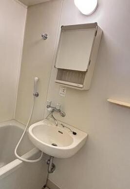 雑色駅 徒歩13分 1階の物件内観写真