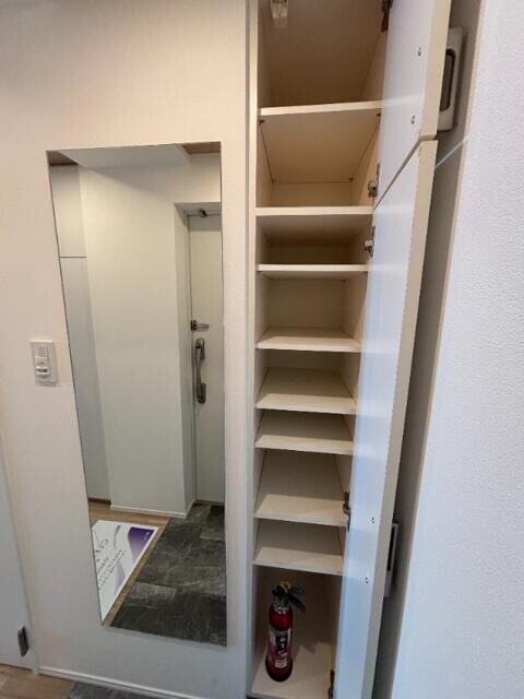 岩本町駅 徒歩3分 8階の物件内観写真