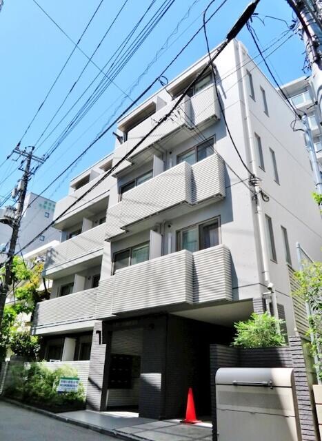 東京都新宿区中落合１丁目の物件外観写真