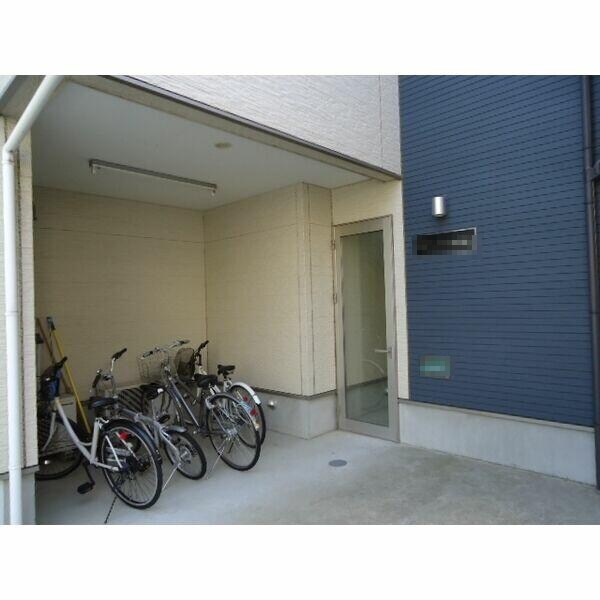 東高円寺駅 徒歩13分 2階の物件外観写真