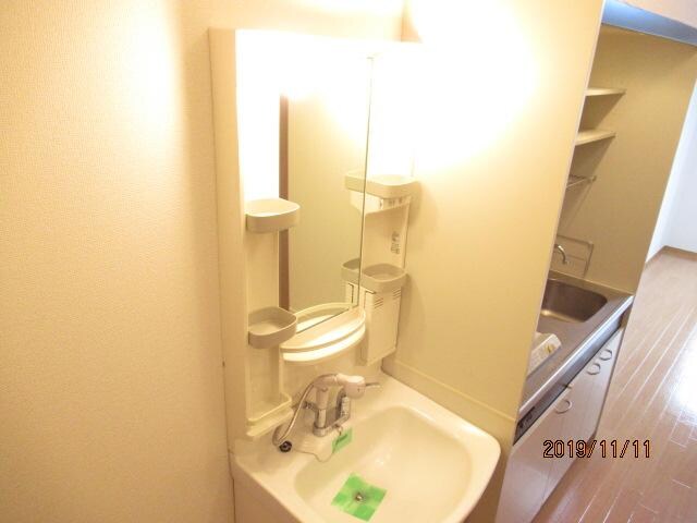 さいたま新都心駅 徒歩1分 2階の物件内観写真