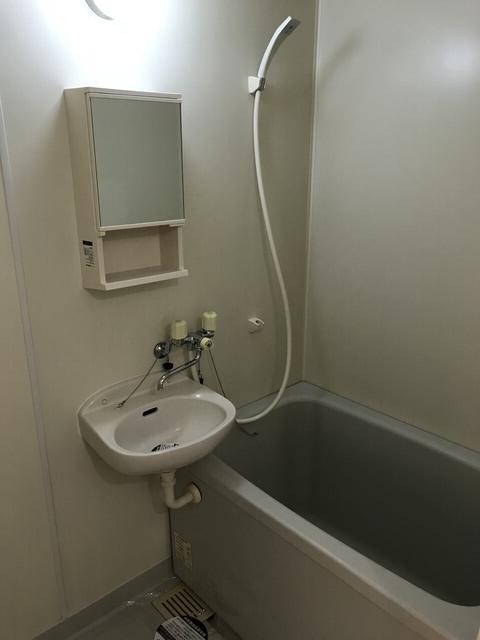 松陰神社前駅 徒歩3分 1階の物件内観写真