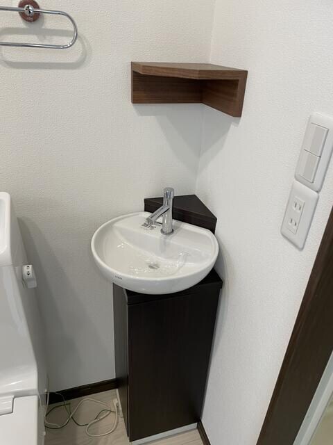 上北沢駅 徒歩3分 2階の物件内観写真