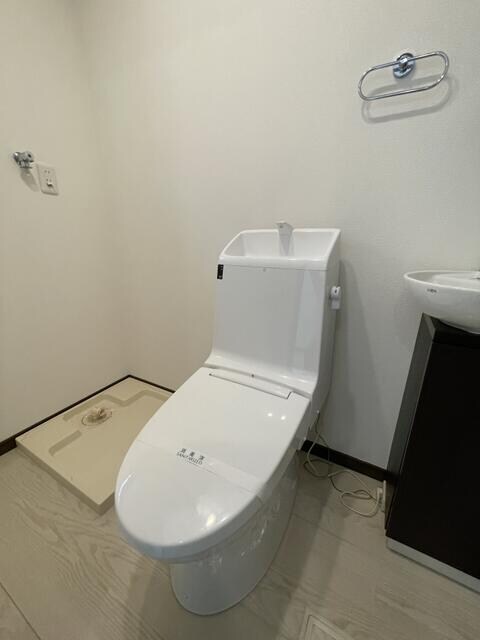 上北沢駅 徒歩3分 2階の物件内観写真