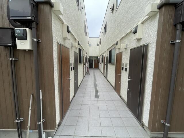 上北沢駅 徒歩3分 2階の物件内観写真