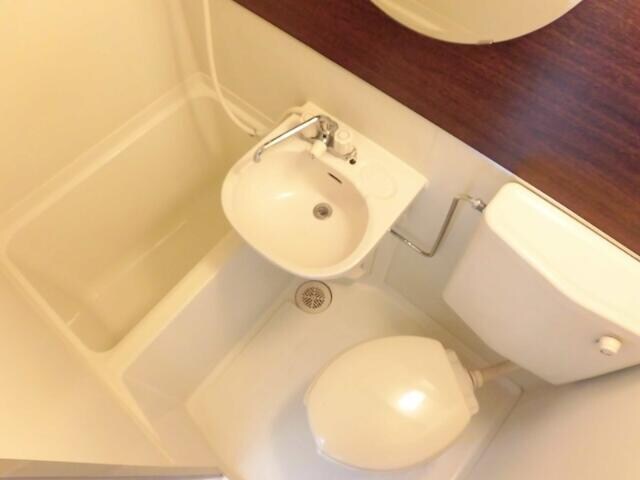 駒沢大学駅 徒歩8分 2階の物件内観写真