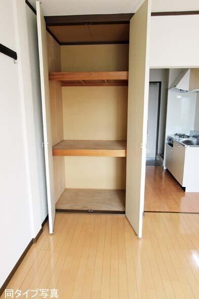 駒沢大学駅 徒歩8分 1階の物件内観写真