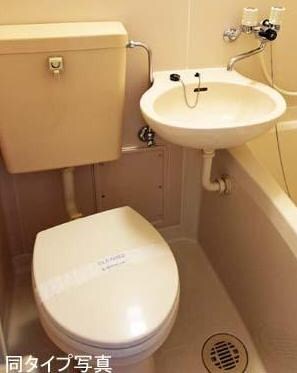 駒沢大学駅 徒歩8分 1階の物件内観写真