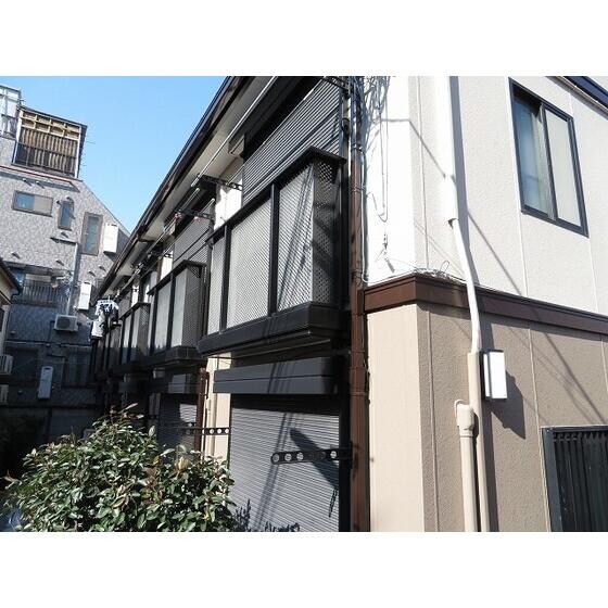 大久保駅 徒歩2分 1階の物件外観写真