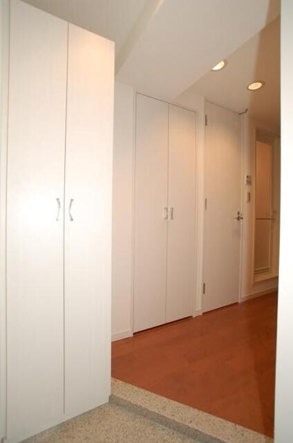 西新宿五丁目駅 徒歩5分 13階の物件内観写真