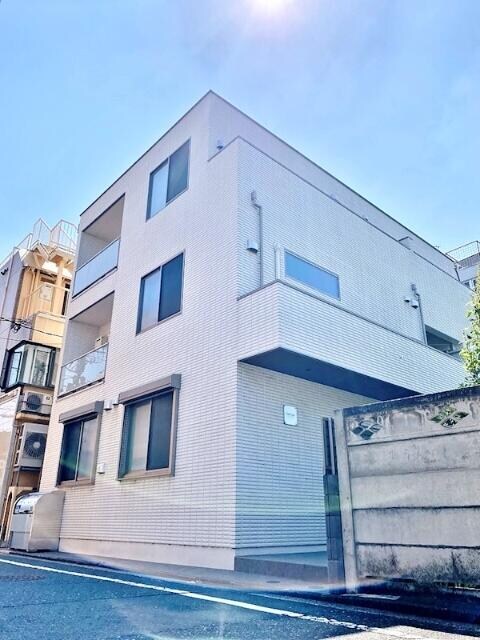 吉祥寺駅 徒歩7分 3階の物件外観写真