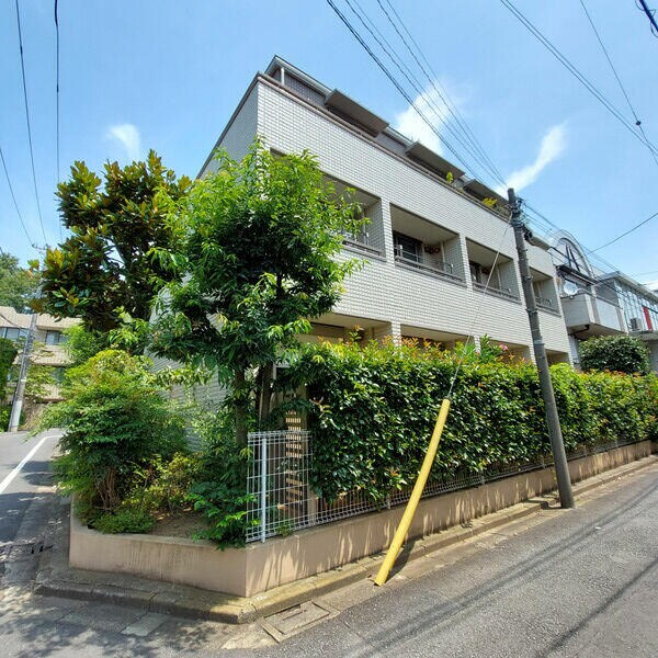 駒場東大前駅 徒歩5分 1階の物件外観写真