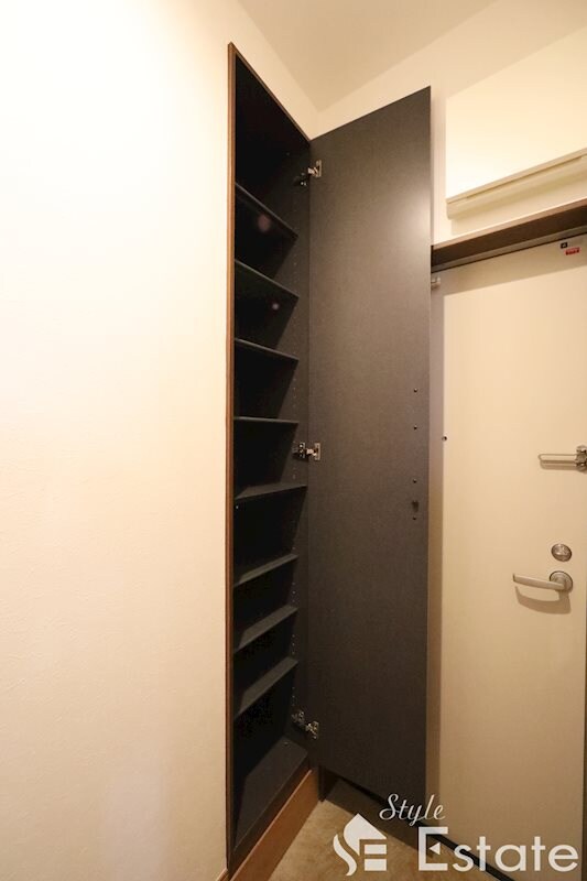 Grandtic Residence堀田の物件内観写真