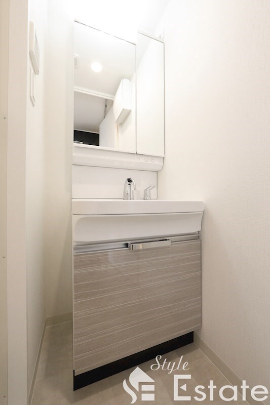 ディアレイシャス浅間町IIIの物件内観写真