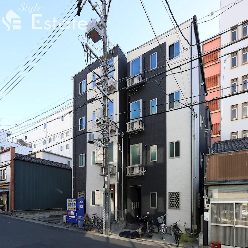 ノア名駅南の物件外観写真