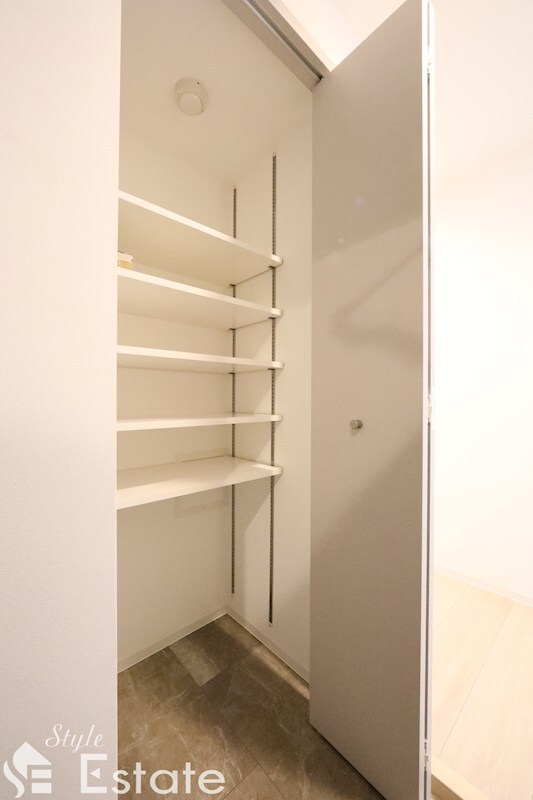 ポルタニグライーストの物件内観写真