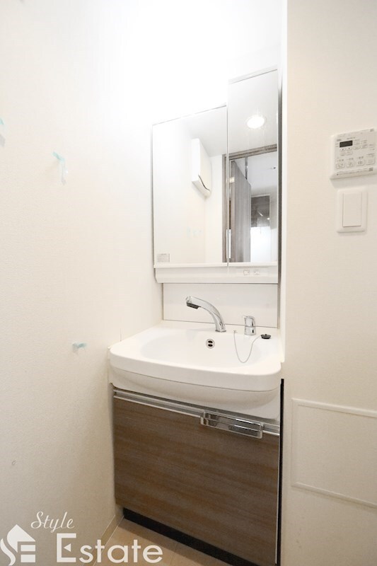 プレサンス上前津グレースの物件内観写真