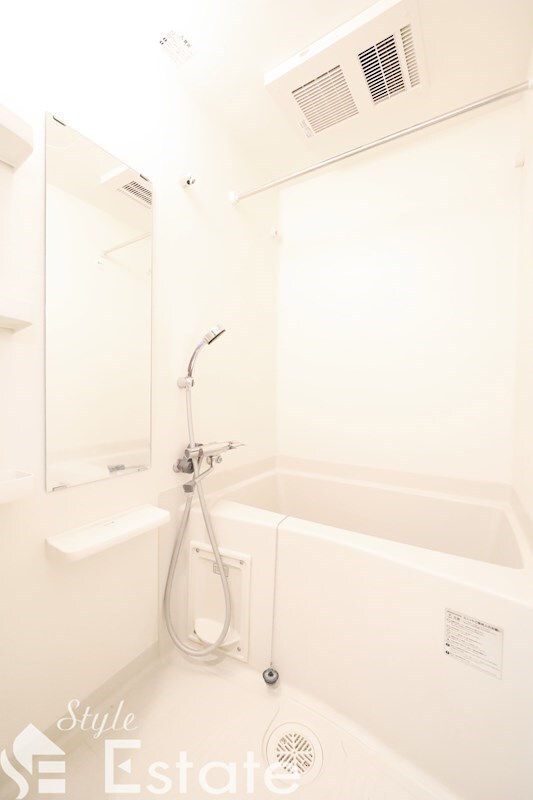 プレサンス上前津グレースの物件内観写真