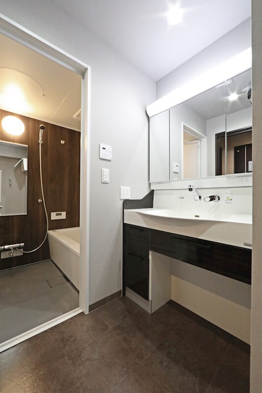 グランルクレ新栄イーストの物件内観写真