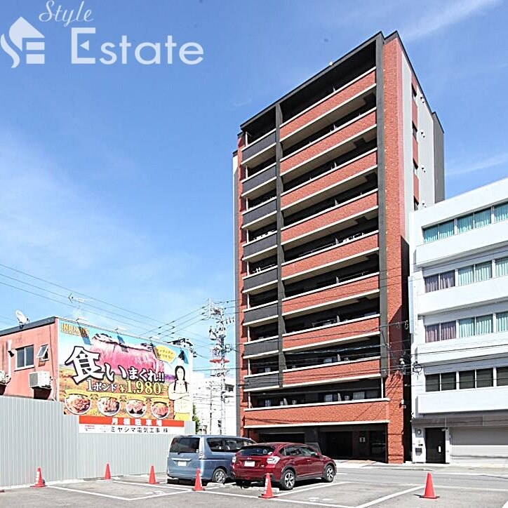 ヴィラエーデル名駅の物件外観写真