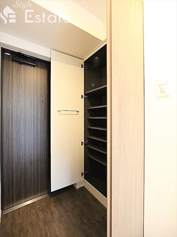 ラグゼナ上前津の物件内観写真