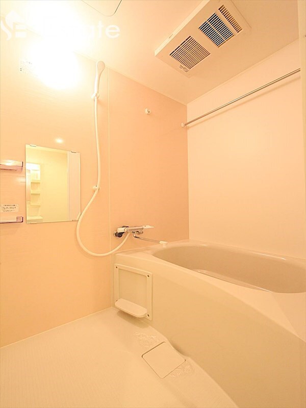 Casa Avenue Tsurumaiの物件内観写真