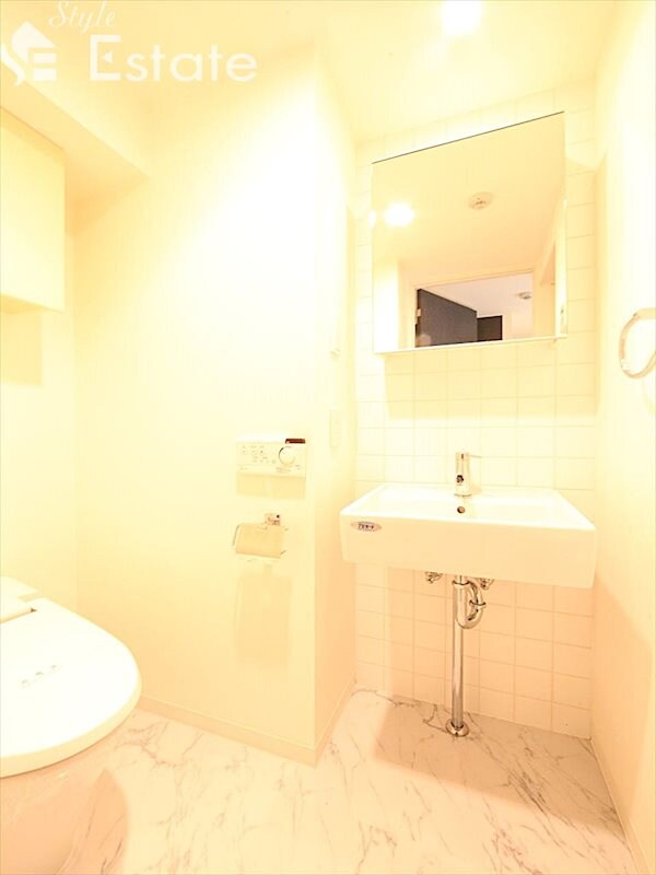 リベール名駅南の物件内観写真